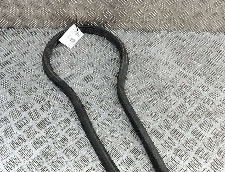 PORSCHE Panamera 970 (2009-2016) Motora pārsega gumija 97051161200 30780128