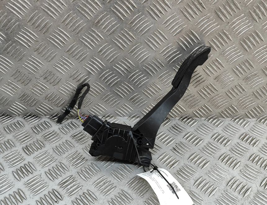 VOLKSWAGEN RAV4 5 generation (XA50) (2018-2024) Akseleratora / gāzes pedālis 5Q1723503L,6PV010621-83 30812684