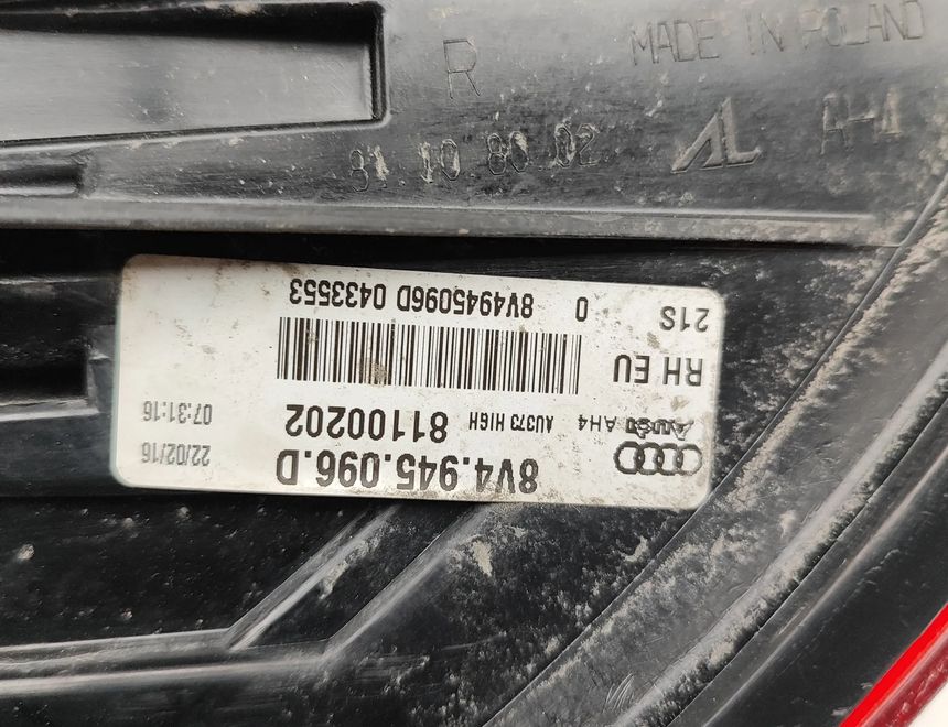AUDI A3 8V (2012-2020) Фонарь задний правый 8V4945096D,81100202 30831018