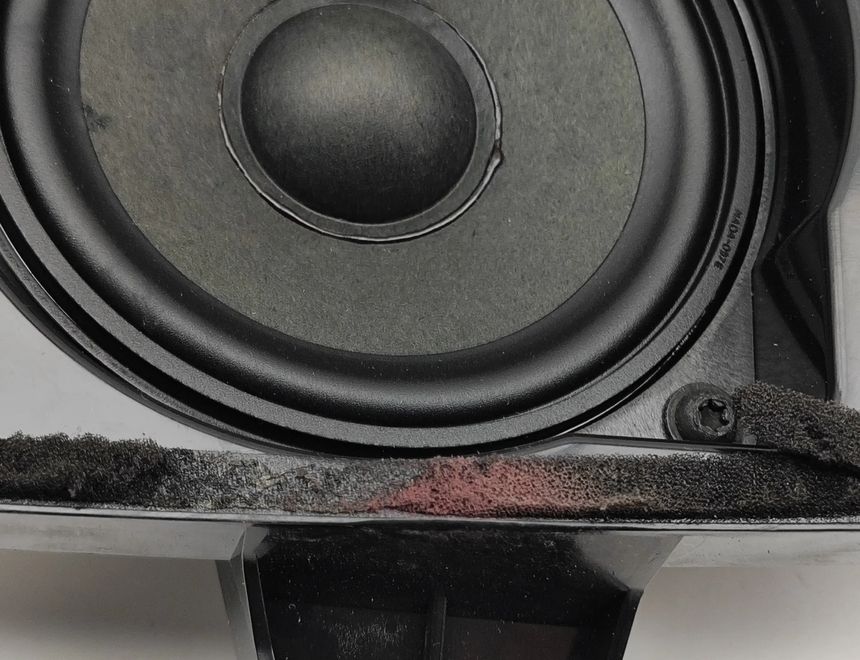 BMW X5 G05/G18 (2018-2024) Aizmugurējo labo durvju skaļrunis 2622517,6809632,2622520 30963642