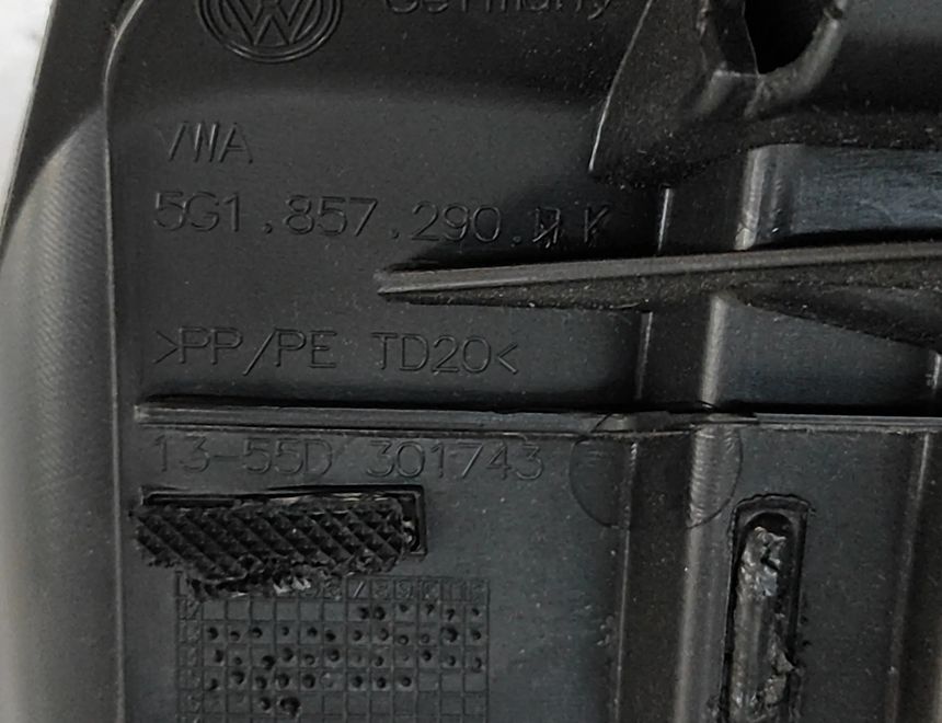 VOLKSWAGEN Golf 7 generation (2012-2024) Бардачок 5G1857290K 31035890