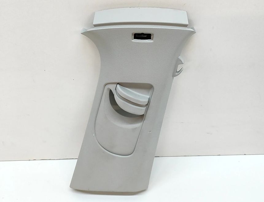 VOLKSWAGEN Golf 7 generation (2012-2024) Стойка правой стороны 5G4867244 31036330