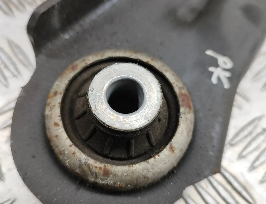 RENAULT Zoe 1 generation (2012-2023) Priekšējā kreisā apakšējā svira/ričags 545052354R 31284570