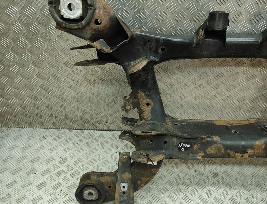 BMW X5 F15 (2013-2018) Траверс задний 6863815 31319957