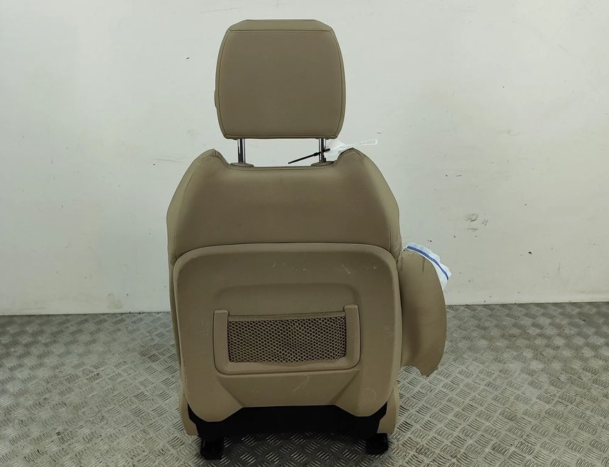 LAND ROVER Range Rover Evoque L538 (1 gen) (2011-2020) Priekšējais labais sēdeklis GX73-600C98-AD 31538116