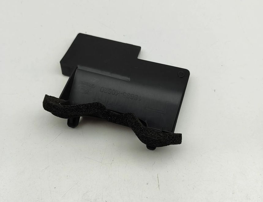 TOYOTA Yaris 4 generation (2020-2023) Radiator air diverter 16695-K0020 31616871