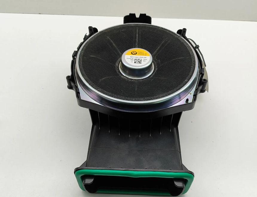 BMW X3 M F97 (2019-2023) Низкочастотный динамик с левой стороны 6811959 31646148