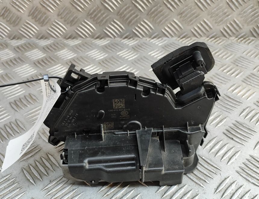 SKODA Karoq 1 generation (2017-2024) Замок передней левой двери 5TC837015D 31846179