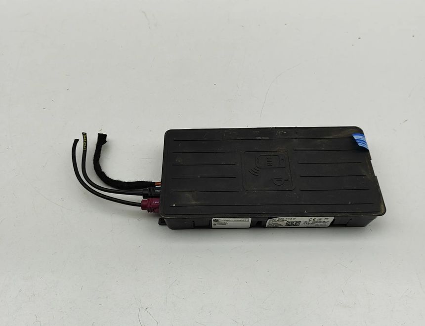 AUDI Q8 4M (2018-2024) Wireless charging station 4N0035773B 31872180
