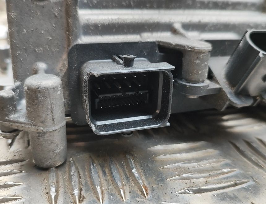 AUDI Q4 Sportback e-tron 1 generation (2021-2024) Invertors 1EA915692L 31890419