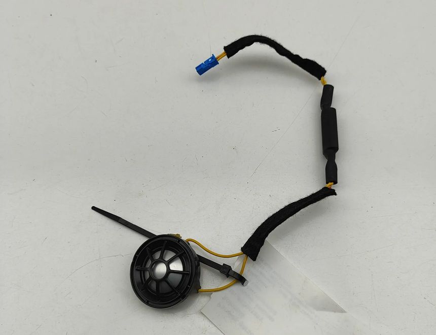 BMW M8 F91/F92/F93 (2019-2023) Rear Right Door Sound Speaker 9349999 32041561