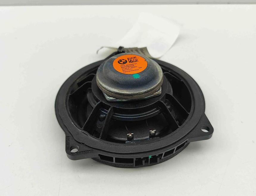 BMW M3 G80 (2020-2023) Aizmugurējo labo durvju skaļrunis 2622469 32552709