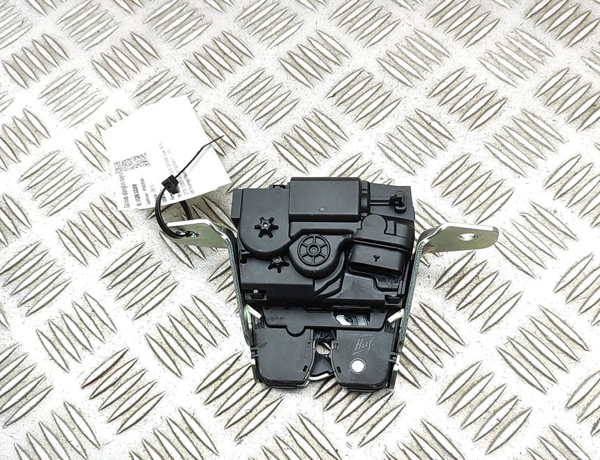 PORSCHE Cayenne Coupe 1 generation (2019-2021) Замок крышки багажника 9Y3827447F 32632288