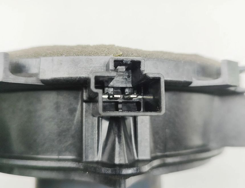 VOLVO V70 3 generation (2007-2020) Aizmugurējo kreiso durvju skaļrunis 30657445 32762478