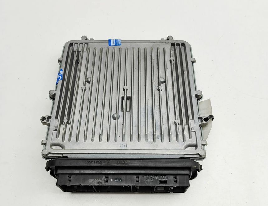 BMW 5 Series F10/F11 (2009-2017) Motora vadības bloks 8517172,0281018355 32830682