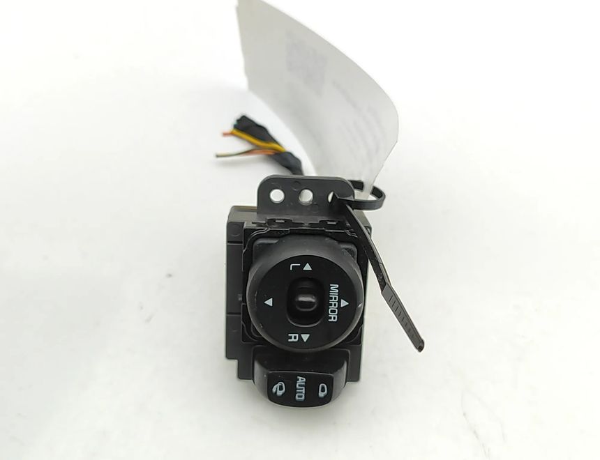 KIA Cee'd 2 generation (2012-2018) Mirror adjustment switch 93530-A2950,49D486-1000 32866062
