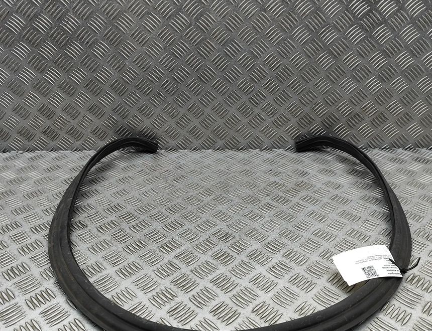 MERCEDES-BENZ Sprinter 3 generation (907/910) (2019-2024) Engine Cover Rubber A9108870000 33035170