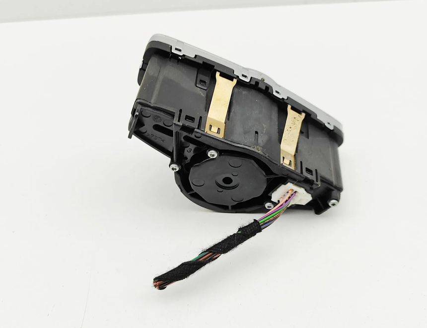 MERCEDES-BENZ C-Class W205/S205/C205 (2014-2023) Headlight Switch Control Unit A2059056500 33046774