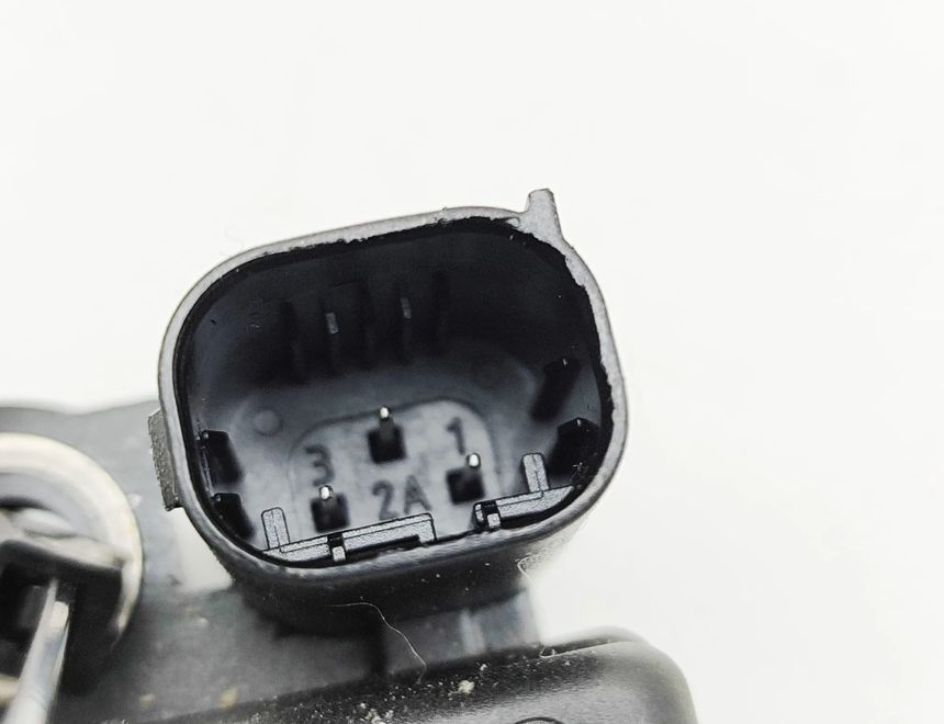 MERCEDES-BENZ C-Class W205/S205/C205 (2014-2023) Датчик удара передний правый A0009057600 33046855