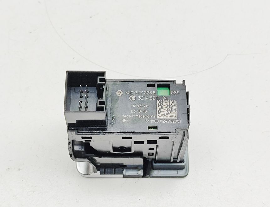 VOLKSWAGEN Passat B8 (2014-2023) Handbrake Button 3G0927225B 33106973
