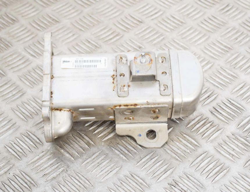 PEUGEOT 3008 1 generation (2010-2016) EGR dzesētājs XS2005,V29004027,MM111BL 3390345