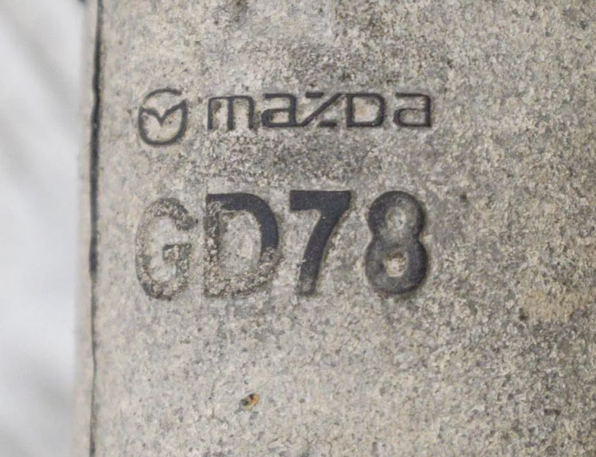 MAZDA 6 GH (2007-2013) Полуось передний левый GD78 3552063