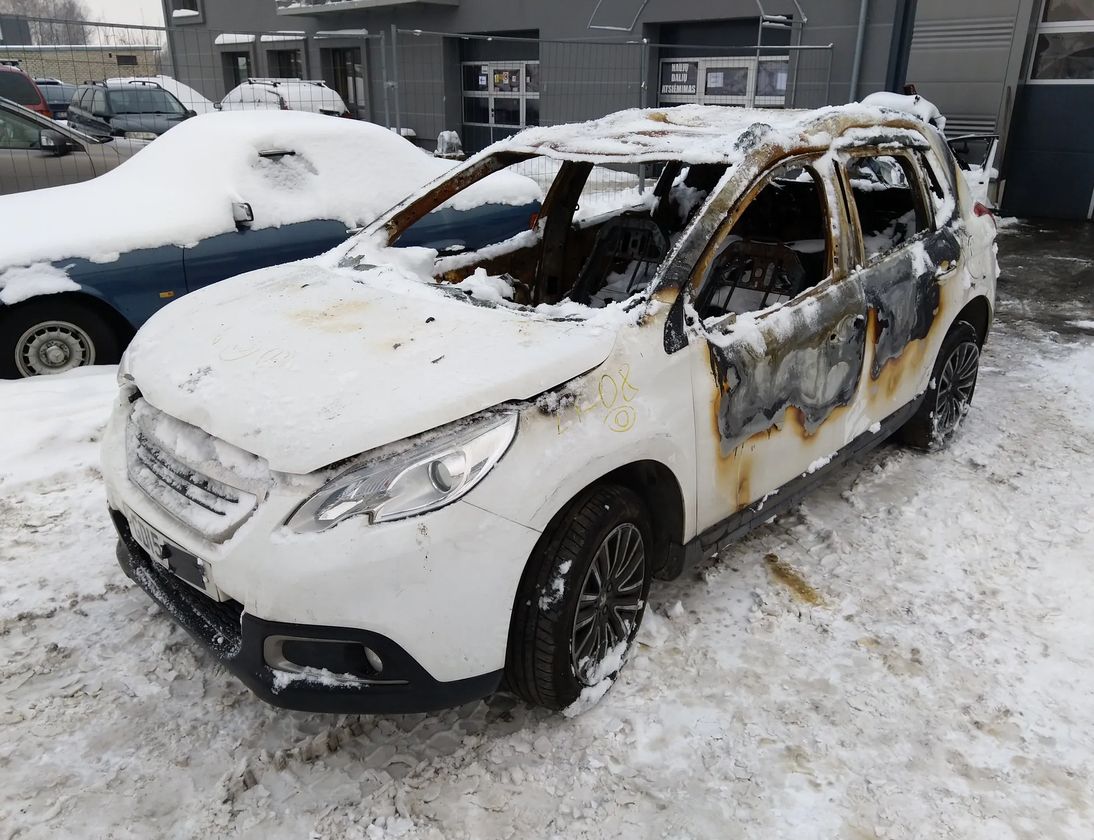 PEUGEOT 2008 1 generation (2013-2020) Dzinēja dzesēšanas ventilators/difuzors 3629982