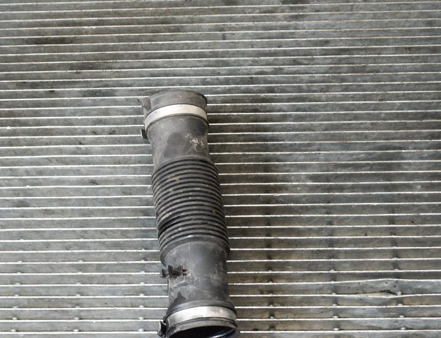 DACIA Sandero 2 generation (2013-2020) Citas šļaukas / trubas 165757148R 3901162