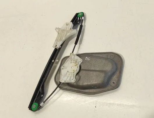 VOLKSWAGEN Golf Plus 1 generation (2004-2009) Aizmugurējo labo durvju logu pacēlājs 5M0839402C,1K0959794E,1K4839462A 17811106