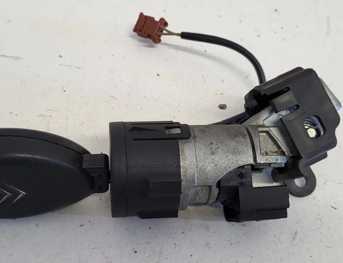 CITROËN C5 1 generation (2001-2008) Ignition Lock 9648445180 31889436