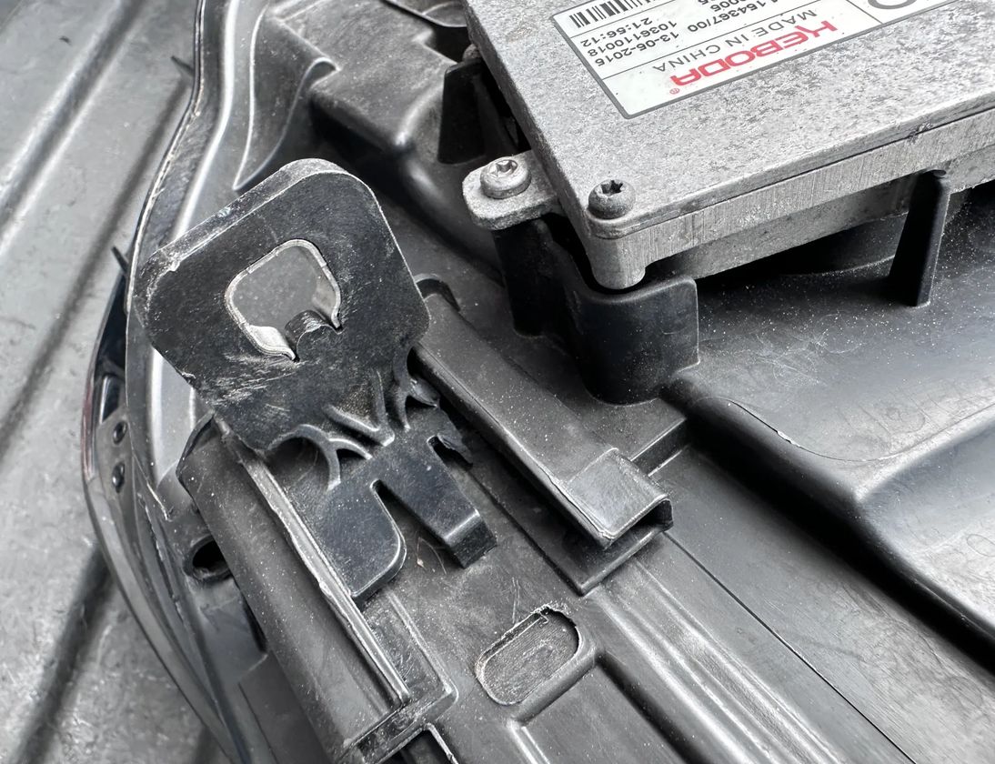 AUDI A3 8V (2012-2020) Priekšējais labais lukturis 8V0941006B,1EL01074026,4G0907397R,8K0941597B 29372179