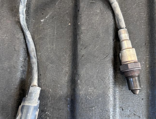 LAND ROVER Discovery 5 generation (2016-2024) Lambda Oxygen Sensor FPLA9D375AB 31089653