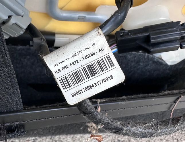 LAND ROVER Range Rover Evoque L538 (1 gen) (2011-2020) Priekšējais labais sēdeklis GJ3214A699AMC,FK7214C288AC,GJ3214A699 31408235