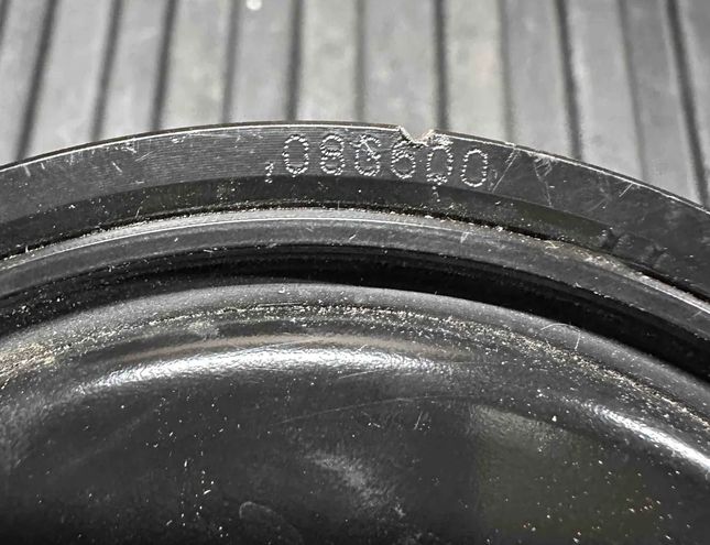 VOLKSWAGEN Touran 3 generation (2015-2023) Crankshaft pulley 04L105243V200,08G600,04L105243 32707203