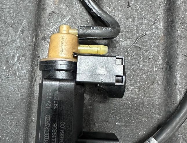 VOLVO V60 2 generation (2018-2023) Vacuum Valve 31339808,70466400 32787539