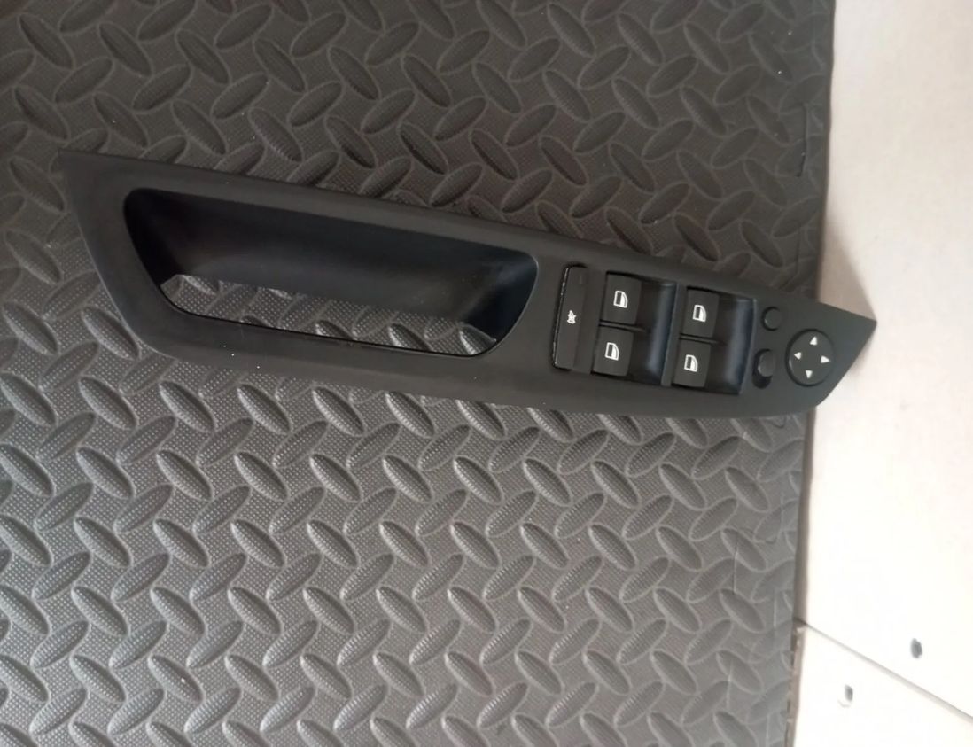 BMW X5 M E70 (2009-2013) Кнопка стеклоподъемника передней левой двери 9218044 29039118