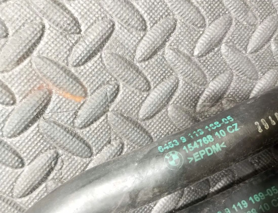 BMW 6 Series F06/F12/F13 (2010-2018) Шланги охлаждающей жидкости 9119168,64119119164,9119164 29952064