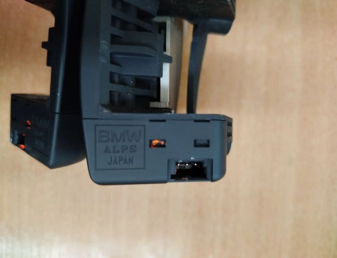 BMW M5 E60/E61 (2004-2010) Механизм переключения передач 61317840985,7840985 33077508