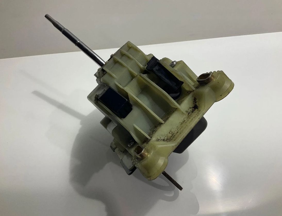 MERCEDES-BENZ C-Class W203/S203/CL203 (2000-2008) Кулиса A2032672524 28283607