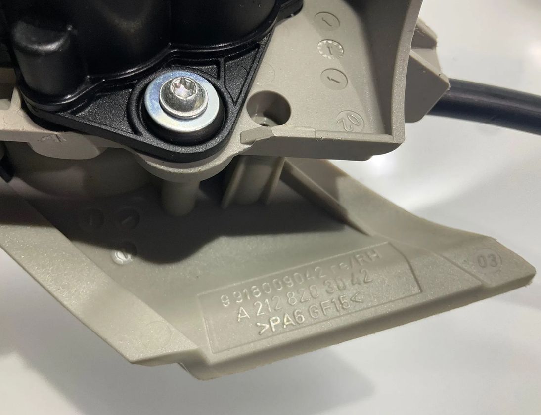 MERCEDES-BENZ E-Class W211/S211 (2002-2009) Другие блоки управления 2128203042,A2128203042 28525369