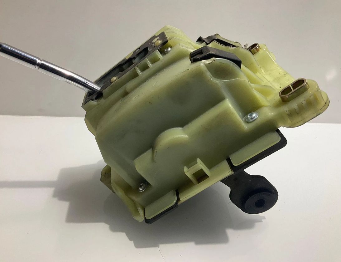 MERCEDES-BENZ C-Class W203/S203/CL203 (2000-2008) Кулиса A2032672524 29092970