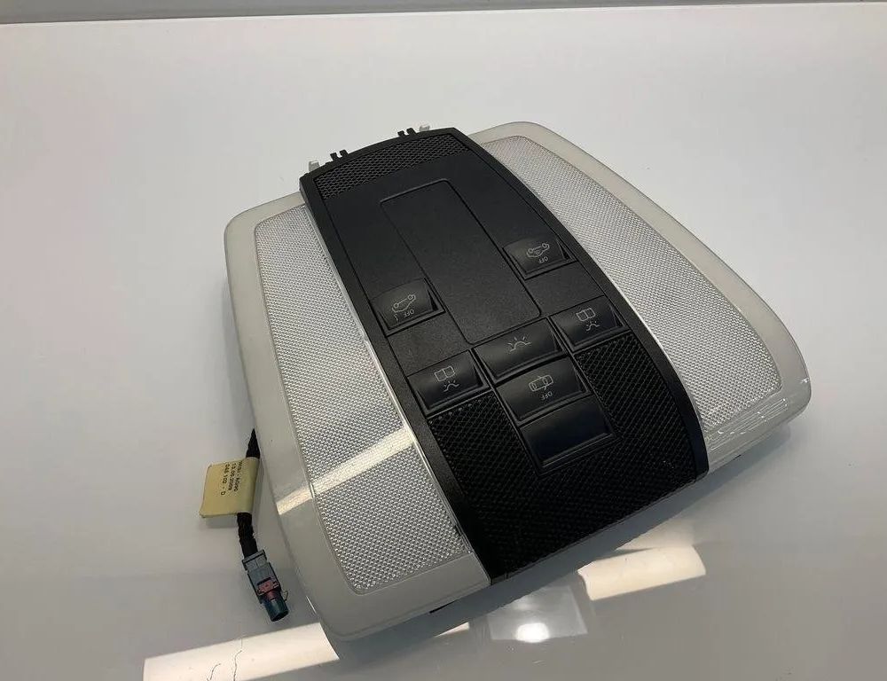 MERCEDES-BENZ E-Class W212/S212/C207/A207 (2009-2016) Освещение салона A2078200001 30680989
