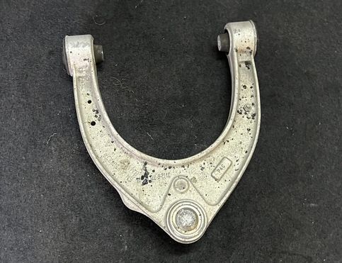 BMW 5 Series F10/F11 (2009-2017) Priekšējā labā augšējā vadības svira/ričags enaw6082t6,6082t6 17925754