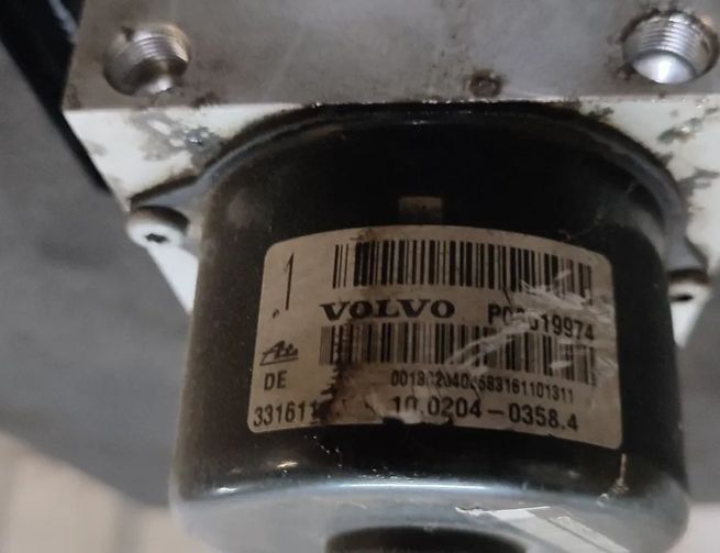 VOLVO S60 1 generation (2000-2009) ABS Pump 8619968,08619974 20565904