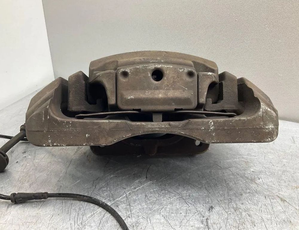 BMW 5 Series F10/F11 (2009-2017) Priekšējais kreisais bremžu suports 6792689 30397967