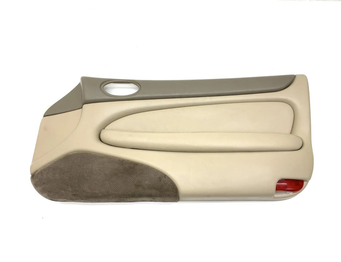 JAGUAR XK X100 (1996-2006) Обшивка передних правых дверей 27188330