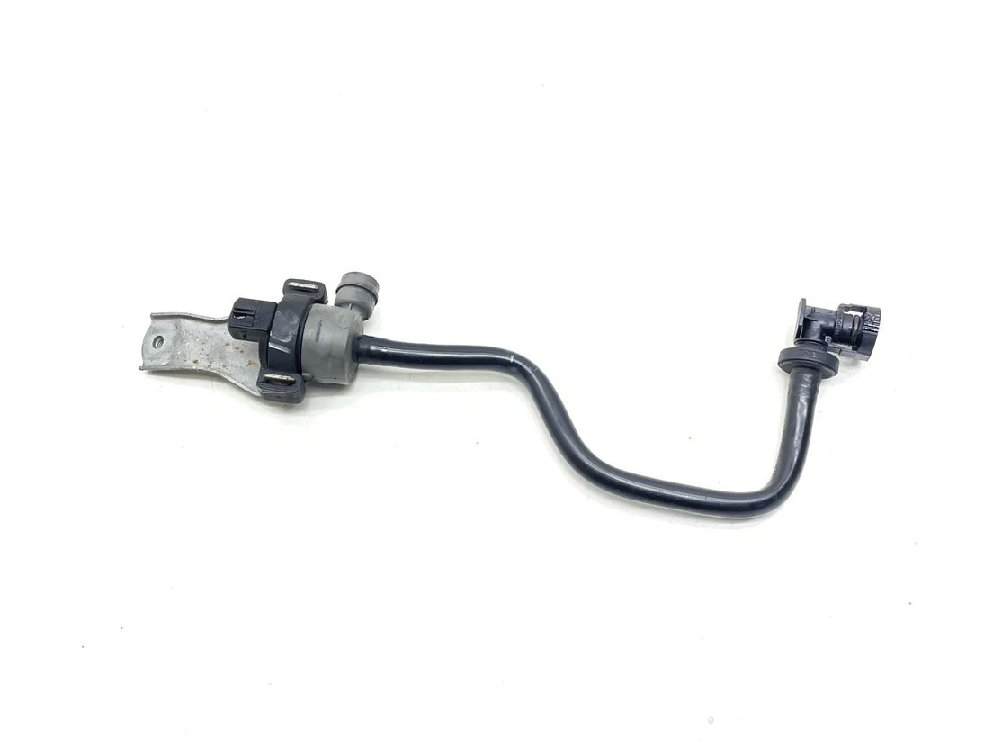 BMW 5 Series F10/F11 (2009-2017) Vakuuma vārsts 7619298 30373629