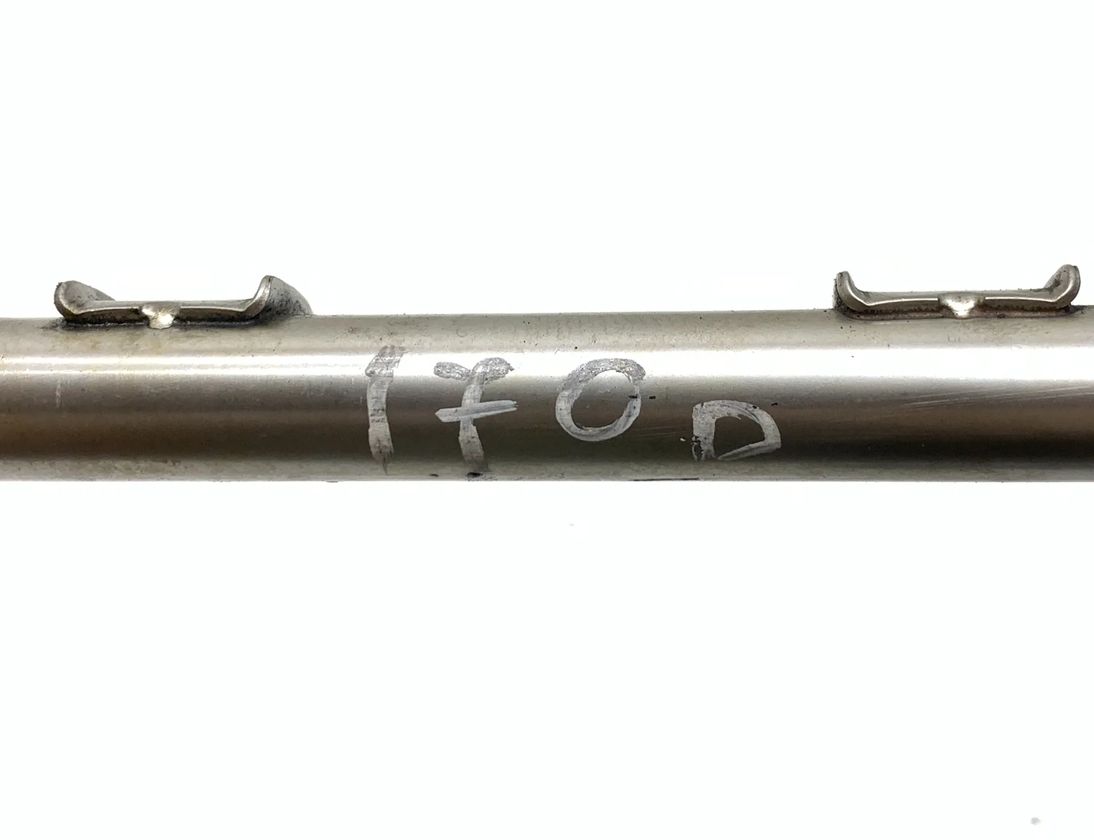 BMW 7 Series F01/F02 (2008-2015) Labās puses degvielas rampa 7547599 31253113