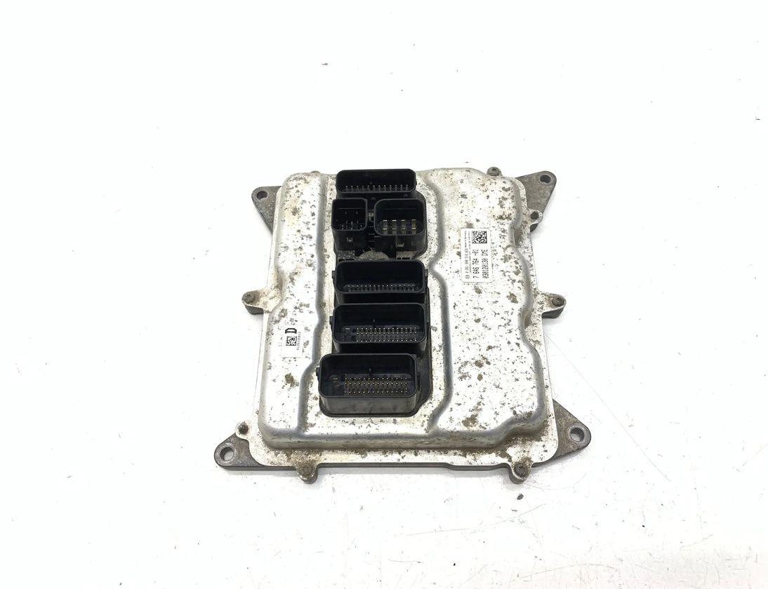 BMW X3 F25 (2010-2017) Блок управления двигателем 0261S08516,7646764 31874397
