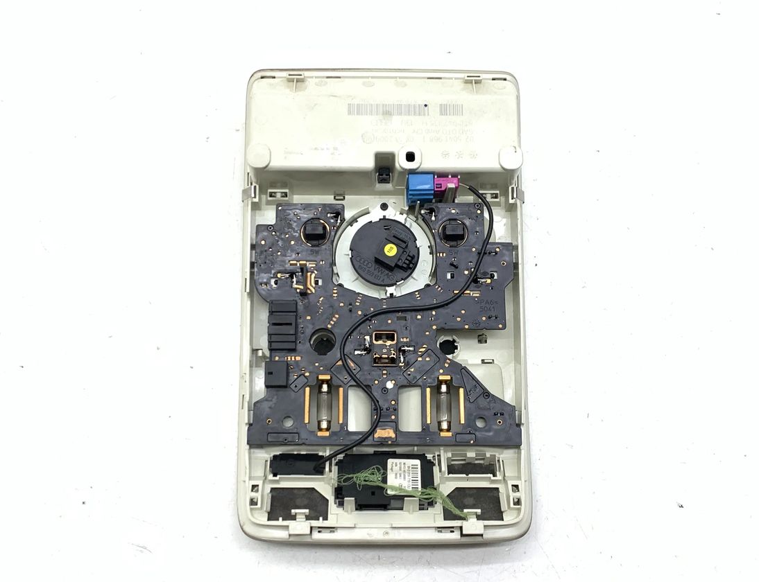 AUDI Q5 8R (2008-2017) Salona apgaismojums 8T0947135H,8K095971913U 31976095